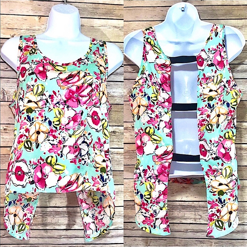 Foreign Exchange Mint floral cut-out back blouse